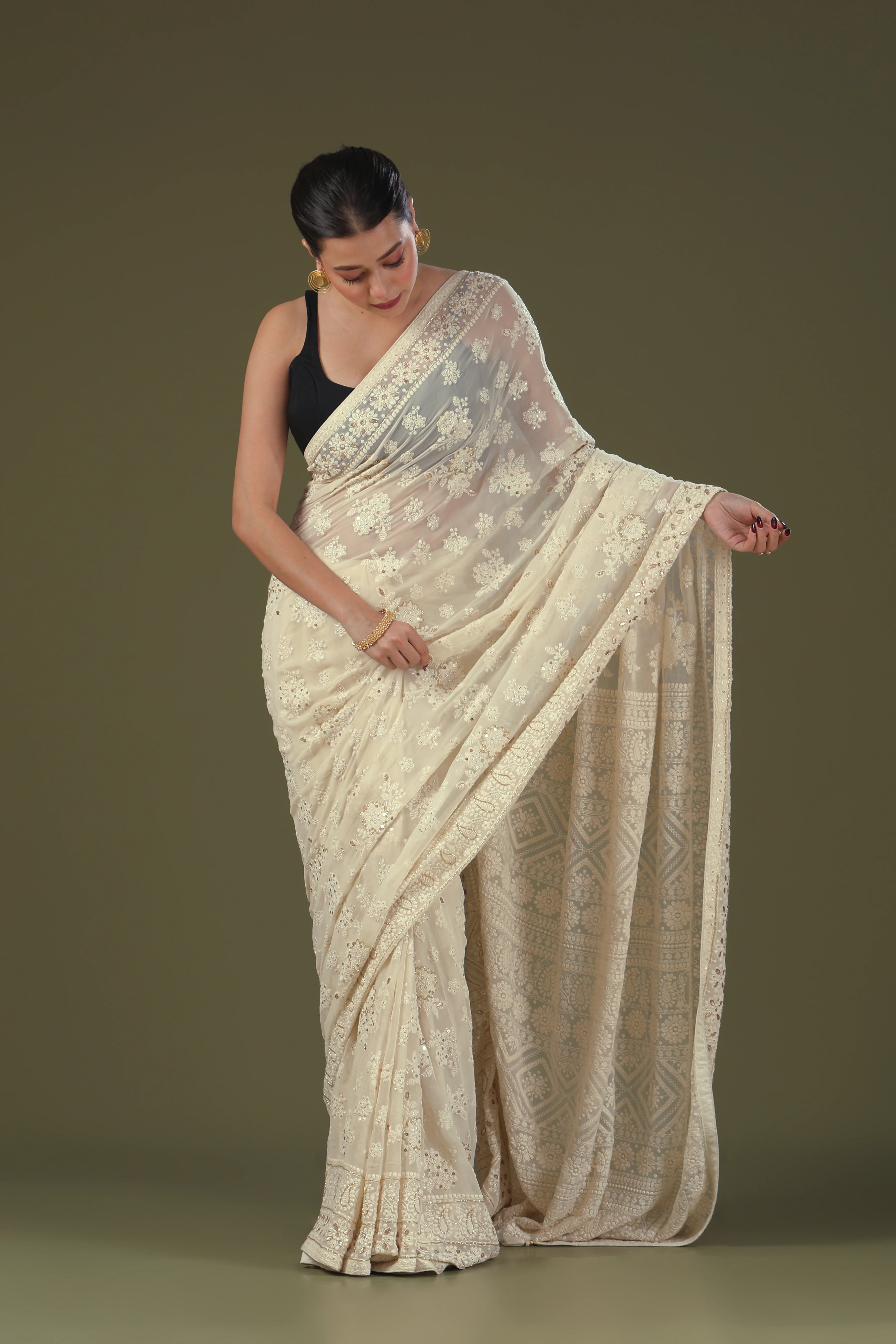 Chikankari Saree - Image 3